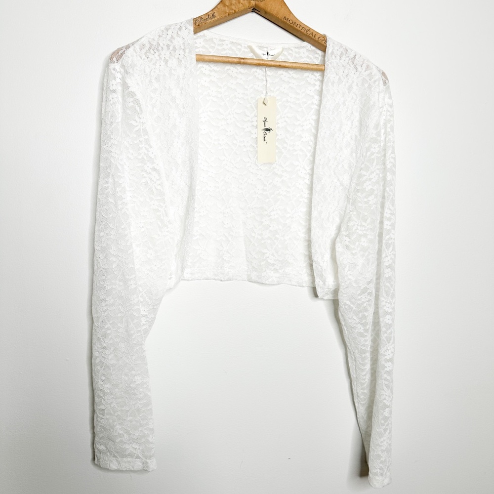 Agnes Orinda Long Sleeved Lace Shrug  in White | NWT | Size: 4X | Plus Size